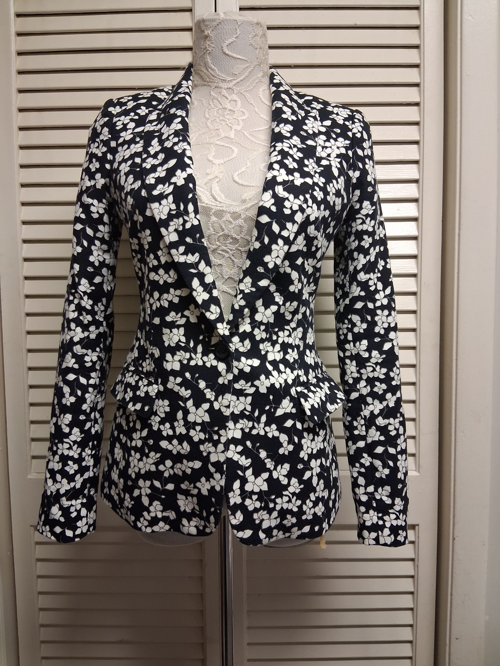 Banana Republic Y2K  Trandy  Floral 90's Style Tailored Blazer Sz0